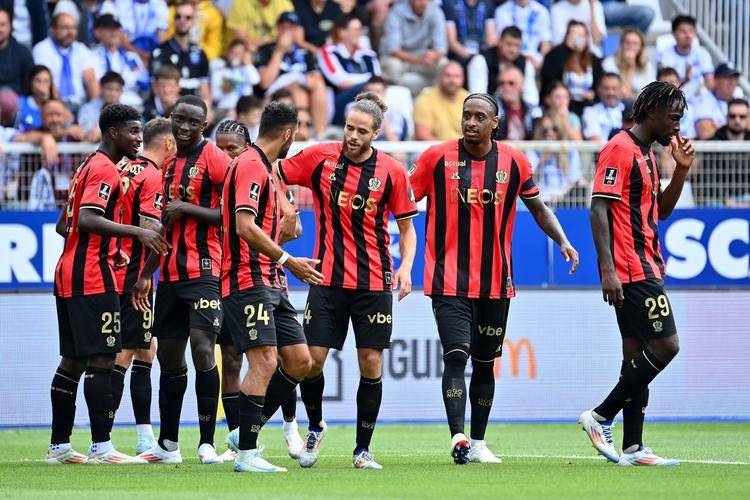 法国杯跨级别对决：尼斯主场迎战圣埃蒂安，法甲劲旅剑指晋级